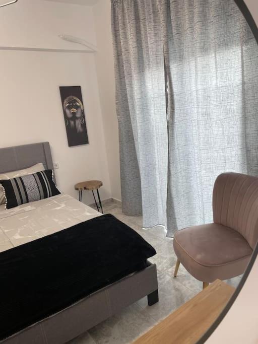 Beehouse Apartment Kalithies